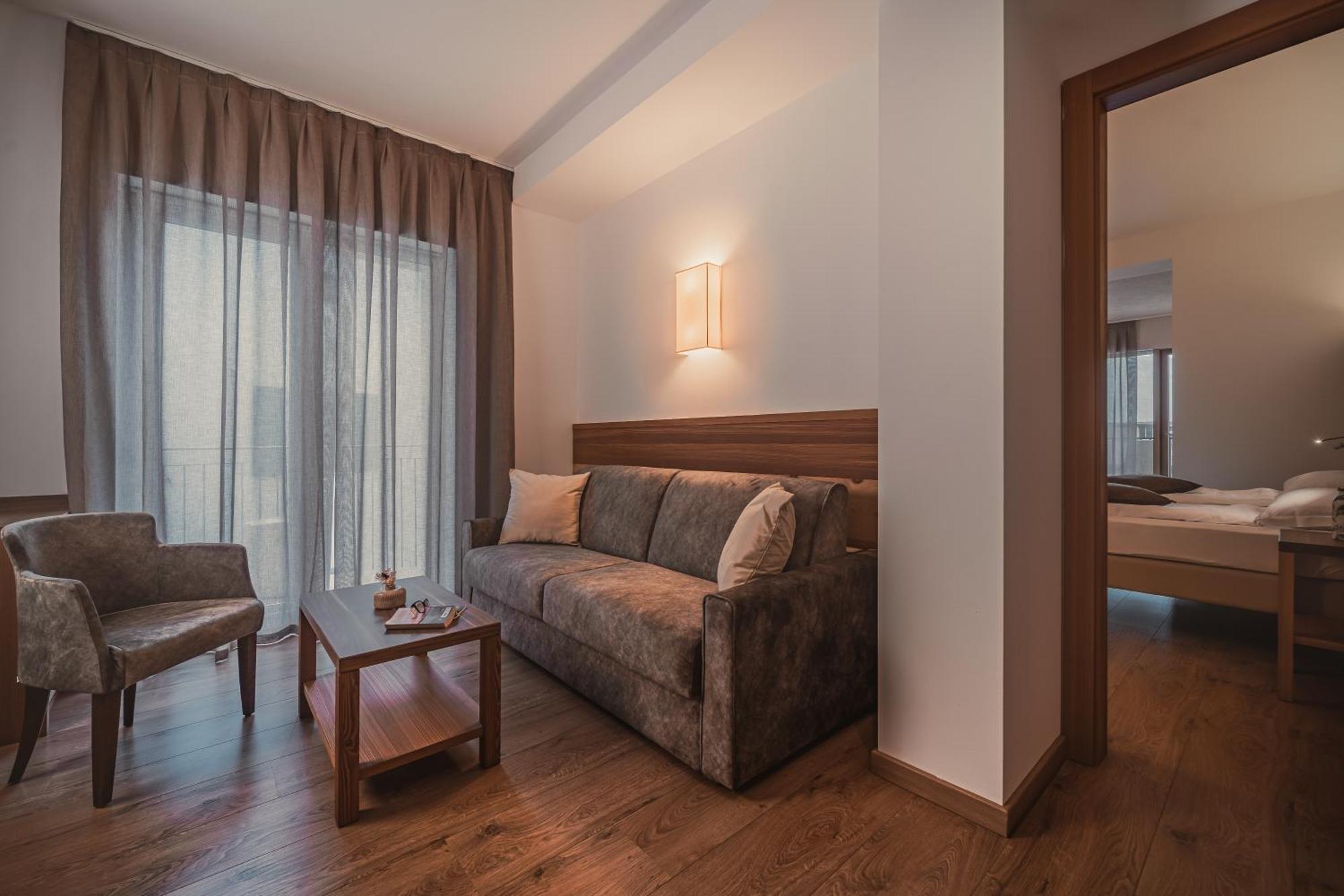 Cristallo Sport & Wellness Hotel Levico Terme Phòng bức ảnh